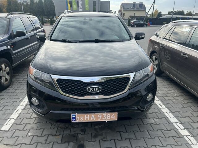 Чорний Кіа Соренто, об'ємом двигуна 2.2 л та пробігом 211 тис. км за 15400 $, фото 3 на Automoto.ua
