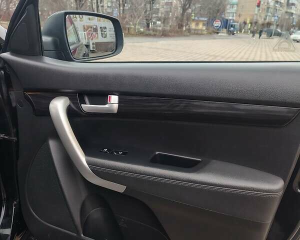 Черный Киа Соренто, объемом двигателя 2.2 л и пробегом 236 тыс. км за 12200 $, фото 22 на Automoto.ua