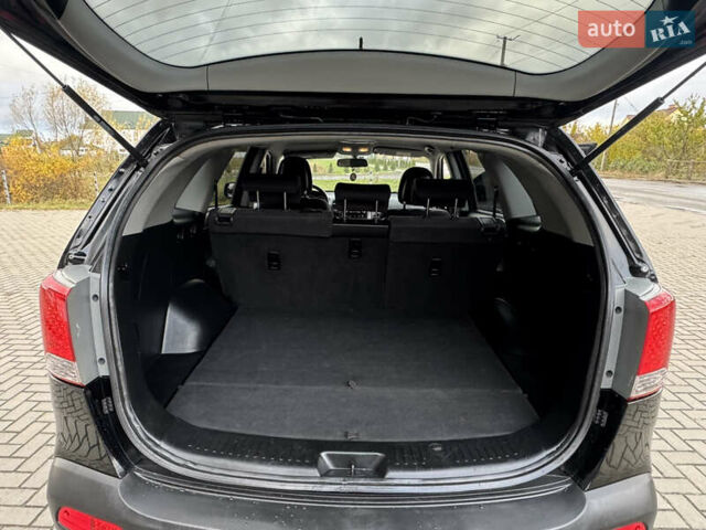 Черный Киа Соренто, объемом двигателя 2.2 л и пробегом 247 тыс. км за 11750 $, фото 31 на Automoto.ua