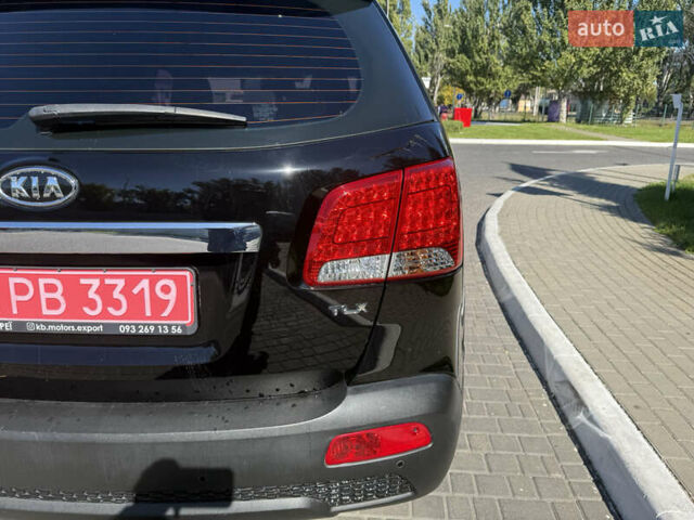 Черный Киа Соренто, объемом двигателя 2.2 л и пробегом 183 тыс. км за 13500 $, фото 8 на Automoto.ua