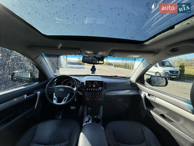 Черный Киа Соренто, объемом двигателя 2.2 л и пробегом 207 тыс. км за 13700 $, фото 6 на Automoto.ua