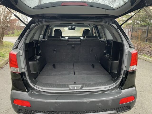 Черный Киа Соренто, объемом двигателя 2.2 л и пробегом 247 тыс. км за 11999 $, фото 8 на Automoto.ua