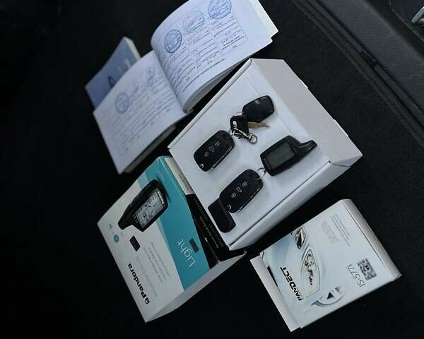 Черный Киа Соренто, объемом двигателя 2.4 л и пробегом 186 тыс. км за 13800 $, фото 22 на Automoto.ua