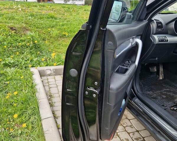 Черный Киа Соренто, объемом двигателя 2.2 л и пробегом 178 тыс. км за 13500 $, фото 11 на Automoto.ua