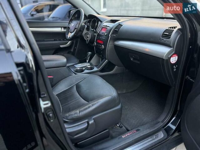 Черный Киа Соренто, объемом двигателя 2.4 л и пробегом 186 тыс. км за 13800 $, фото 37 на Automoto.ua