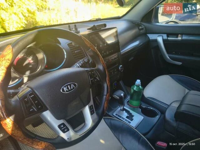 Черный Киа Соренто, объемом двигателя 2.2 л и пробегом 242 тыс. км за 13700 $, фото 17 на Automoto.ua