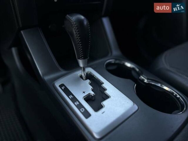 Черный Киа Соренто, объемом двигателя 2.4 л и пробегом 186 тыс. км за 13800 $, фото 48 на Automoto.ua