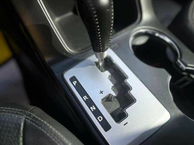 Чорний Кіа Соренто, об'ємом двигуна 2.2 л та пробігом 255 тис. км за 14500 $, фото 21 на Automoto.ua