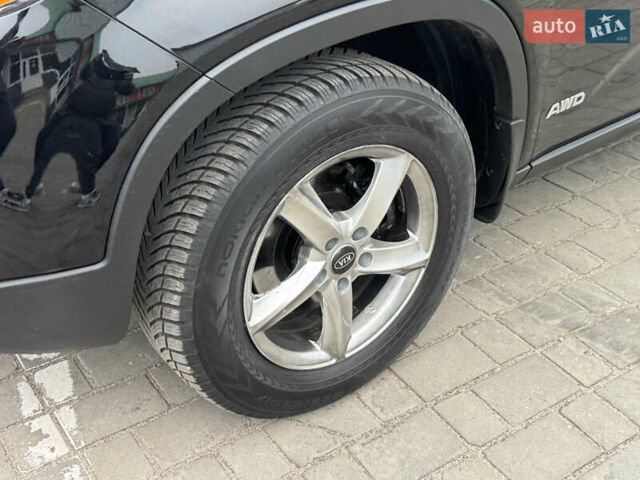Чорний Кіа Соренто, об'ємом двигуна 2.2 л та пробігом 247 тис. км за 11250 $, фото 20 на Automoto.ua