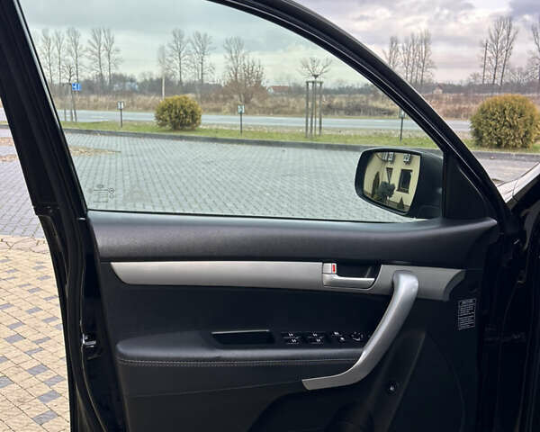 Черный Киа Соренто, объемом двигателя 2.2 л и пробегом 215 тыс. км за 13700 $, фото 50 на Automoto.ua