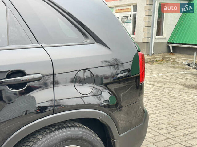 Чорний Кіа Соренто, об'ємом двигуна 2.2 л та пробігом 247 тис. км за 11250 $, фото 23 на Automoto.ua
