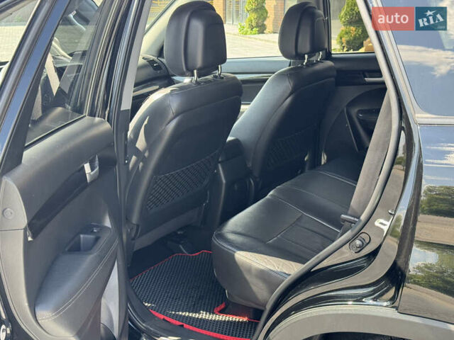 Черный Киа Соренто, объемом двигателя 2.2 л и пробегом 208 тыс. км за 14200 $, фото 19 на Automoto.ua
