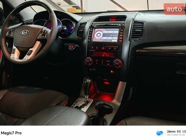 Чорний Кіа Соренто, об'ємом двигуна 0 л та пробігом 194 тис. км за 14800 $, фото 17 на Automoto.ua
