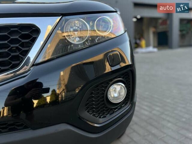 Черный Киа Соренто, объемом двигателя 2.4 л и пробегом 186 тыс. км за 13800 $, фото 17 на Automoto.ua