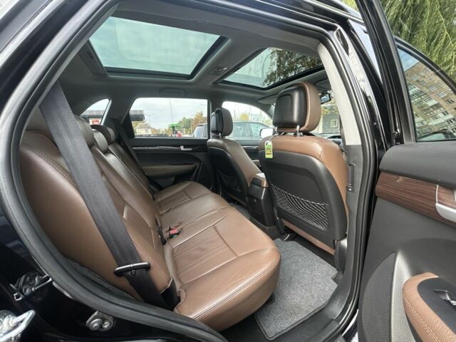 Чорний Кіа Соренто, об'ємом двигуна 2.2 л та пробігом 211 тис. км за 15400 $, фото 8 на Automoto.ua