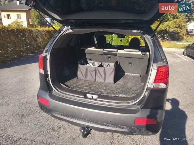 Черный Киа Соренто, объемом двигателя 2.2 л и пробегом 242 тыс. км за 13700 $, фото 21 на Automoto.ua