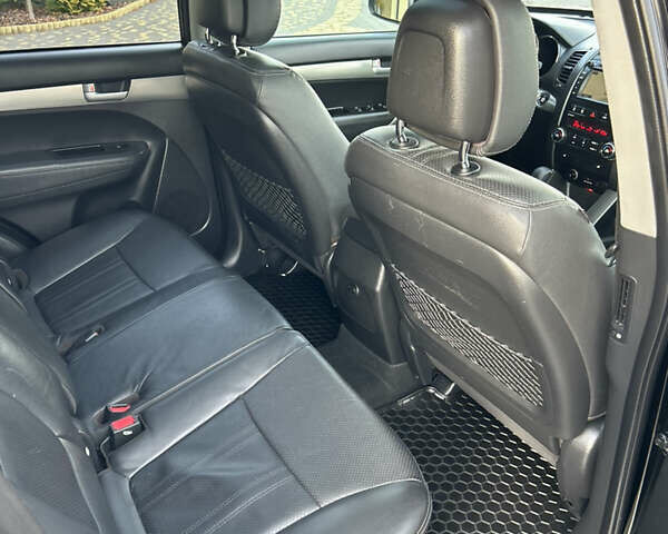 Черный Киа Соренто, объемом двигателя 2.2 л и пробегом 215 тыс. км за 13700 $, фото 75 на Automoto.ua
