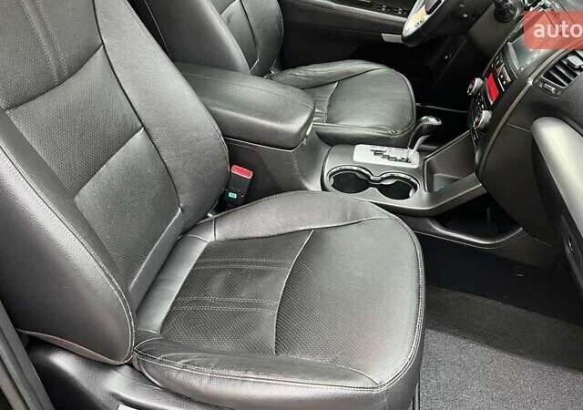 Черный Киа Соренто, объемом двигателя 2.2 л и пробегом 173 тыс. км за 13448 $, фото 53 на Automoto.ua