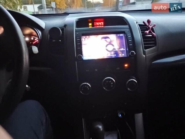 Киа Соренто 2011 в Нежине на Automoto.ua Черный Киа Соренто, объемом двигателя 2.4 л и пробегом 174 тыс. км за 11200 $, фото 3 на Automoto.ua
