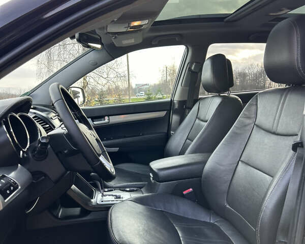 Черный Киа Соренто, объемом двигателя 2.2 л и пробегом 215 тыс. км за 13700 $, фото 72 на Automoto.ua