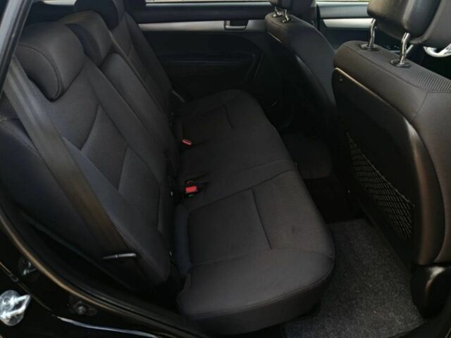 Черный Киа Соренто, объемом двигателя 0 л и пробегом 235 тыс. км за 11550 $, фото 6 на Automoto.ua