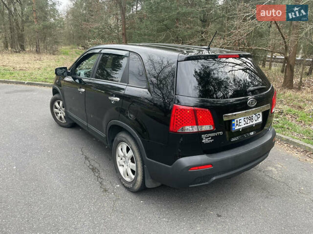 Чорний Кіа Соренто, об'ємом двигуна 2.36 л та пробігом 275 тис. км за 8799 $, фото 19 на Automoto.ua