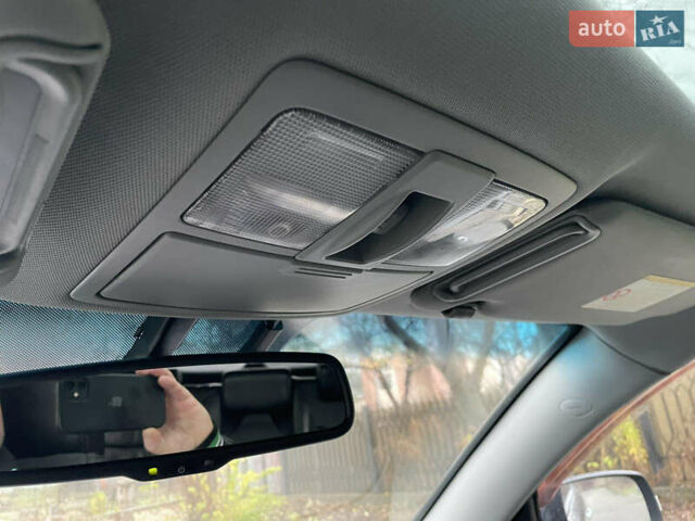 Чорний Кіа Соренто, об'ємом двигуна 2.2 л та пробігом 247 тис. км за 11999 $, фото 2 на Automoto.ua