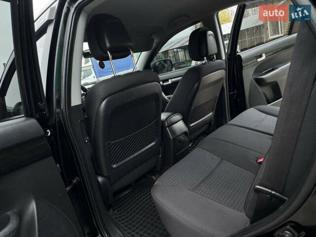 Чорний Кіа Соренто, об'ємом двигуна 2.2 л та пробігом 247 тис. км за 11250 $, фото 42 на Automoto.ua