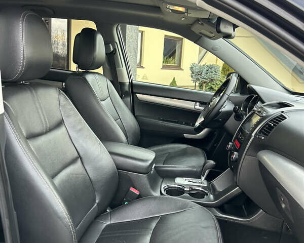 Черный Киа Соренто, объемом двигателя 2.2 л и пробегом 215 тыс. км за 13700 $, фото 45 на Automoto.ua