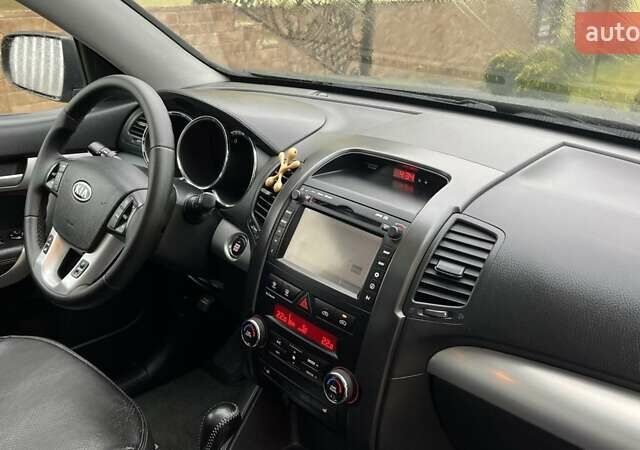 Черный Киа Соренто, объемом двигателя 2.2 л и пробегом 173 тыс. км за 13448 $, фото 59 на Automoto.ua