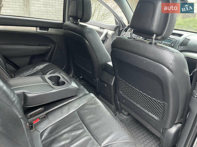Чорний Кіа Соренто, об'ємом двигуна 2.2 л та пробігом 247 тис. км за 11999 $, фото 18 на Automoto.ua