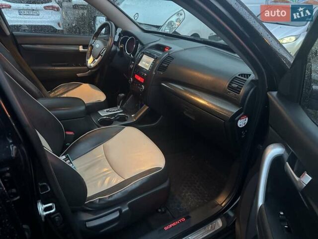 Черный Киа Соренто, объемом двигателя 2.2 л и пробегом 239 тыс. км за 11700 $, фото 10 на Automoto.ua