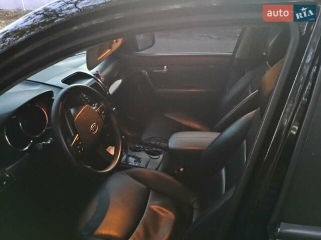 Киа Соренто 2011 в Нежине на Automoto.ua Черный Киа Соренто, объемом двигателя 2.4 л и пробегом 174 тыс. км за 11200 $, фото 2 на Automoto.ua