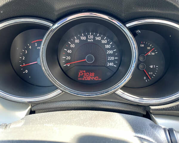 Черный Киа Соренто, объемом двигателя 2.2 л и пробегом 210 тыс. км за 12950 $, фото 26 на Automoto.ua