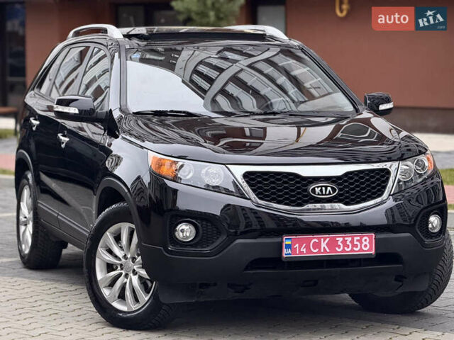 Чорний Кіа Соренто, об'ємом двигуна 2.2 л та пробігом 215 тис. км за 13150 $, фото 3 на Automoto.ua