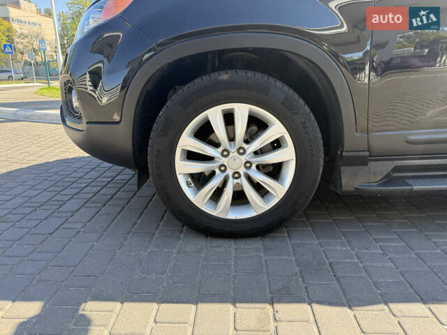 Черный Киа Соренто, объемом двигателя 2.2 л и пробегом 183 тыс. км за 13500 $, фото 6 на Automoto.ua