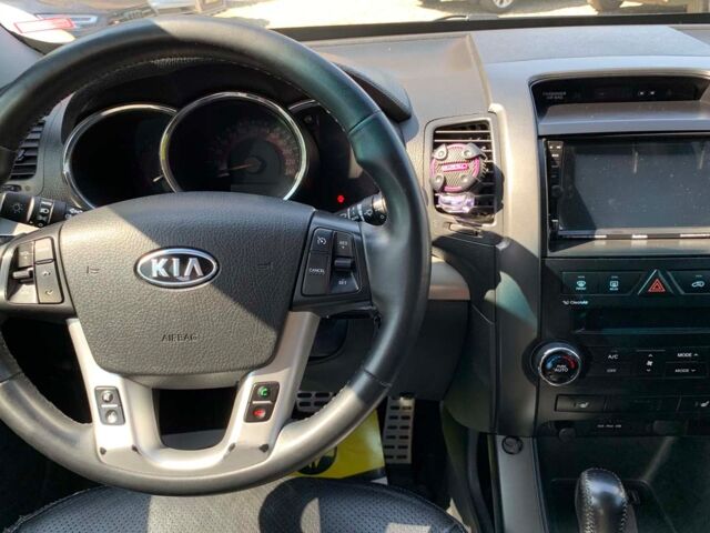 Черный Киа Соренто, объемом двигателя 2.2 л и пробегом 257 тыс. км за 13850 $, фото 15 на Automoto.ua