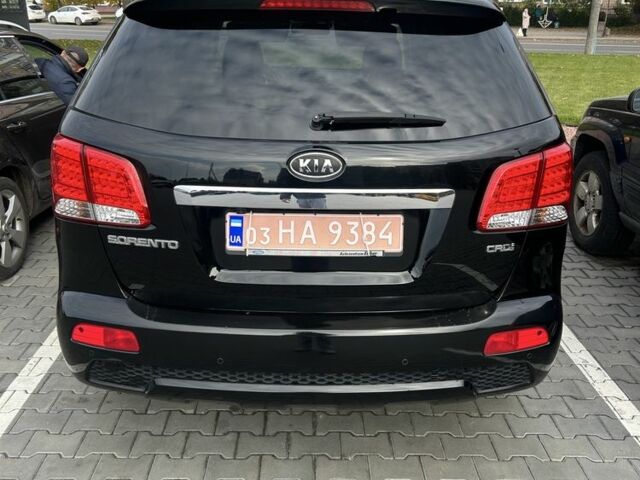 Чорний Кіа Соренто, об'ємом двигуна 2.2 л та пробігом 211 тис. км за 15400 $, фото 6 на Automoto.ua