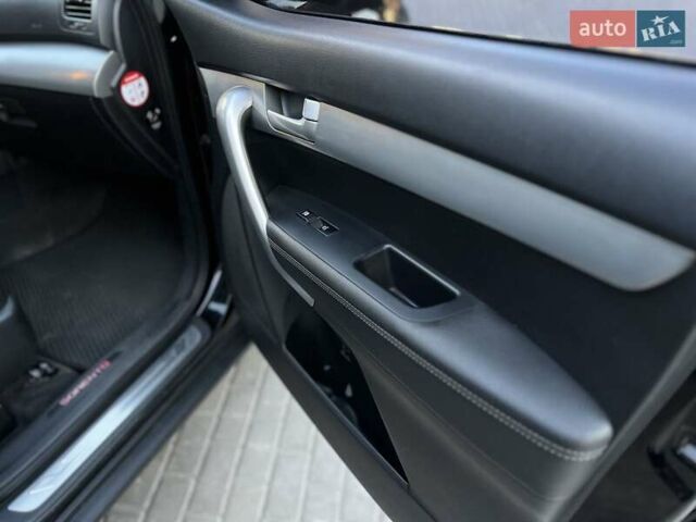 Черный Киа Соренто, объемом двигателя 2.4 л и пробегом 186 тыс. км за 13800 $, фото 34 на Automoto.ua