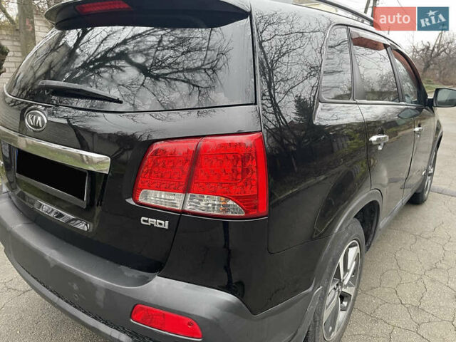 Чорний Кіа Соренто, об'ємом двигуна 2.2 л та пробігом 247 тис. км за 11999 $, фото 23 на Automoto.ua