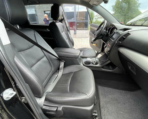Черный Киа Соренто, объемом двигателя 2.2 л и пробегом 116 тыс. км за 13100 $, фото 18 на Automoto.ua