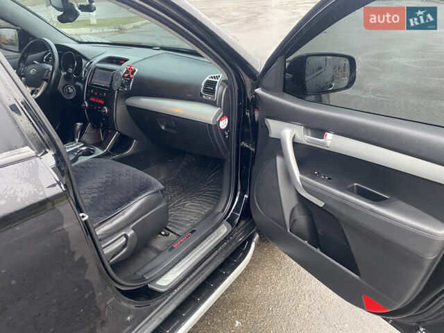 Черный Киа Соренто, объемом двигателя 2.2 л и пробегом 255 тыс. км за 14800 $, фото 13 на Automoto.ua