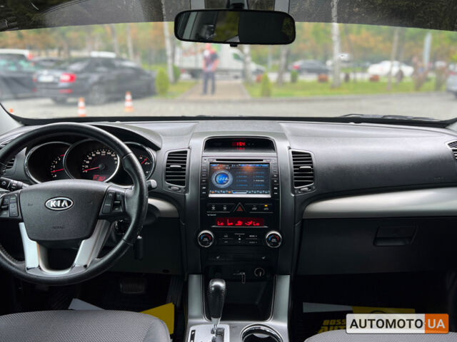 Черный Киа Соренто, объемом двигателя 2.2 л и пробегом 113 тыс. км за 16600 $, фото 10 на Automoto.ua