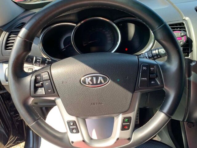 Черный Киа Соренто, объемом двигателя 2.2 л и пробегом 257 тыс. км за 13850 $, фото 9 на Automoto.ua