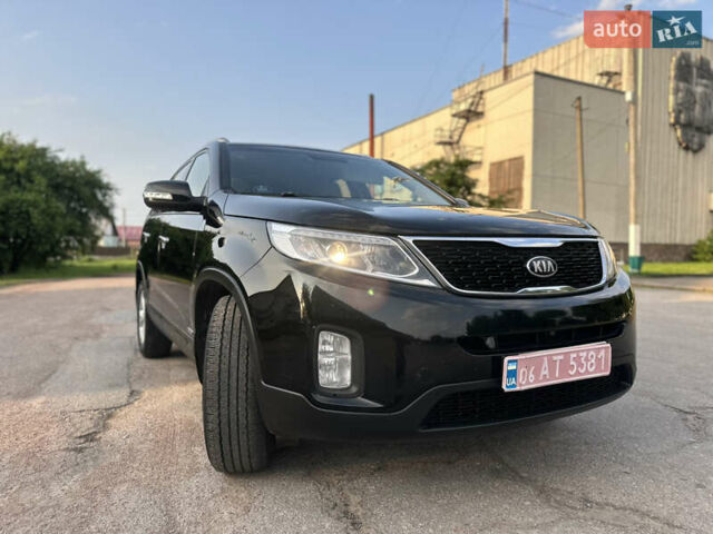 Черный Киа Соренто, объемом двигателя 2.2 л и пробегом 240 тыс. км за 13500 $, фото 10 на Automoto.ua