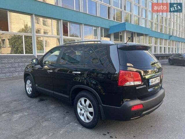 Чорний Кіа Соренто, об'ємом двигуна 2.4 л та пробігом 143 тис. км за 13100 $, фото 3 на Automoto.ua