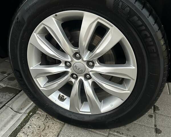 Черный Киа Соренто, объемом двигателя 2.2 л и пробегом 273 тыс. км за 15500 $, фото 33 на Automoto.ua