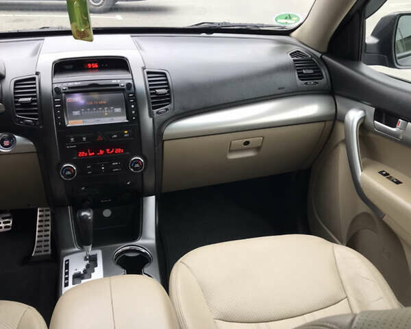 Черный Киа Соренто, объемом двигателя 2.2 л и пробегом 169 тыс. км за 16400 $, фото 35 на Automoto.ua