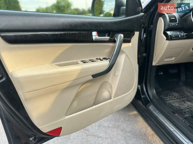 Черный Киа Соренто, объемом двигателя 2.2 л и пробегом 240 тыс. км за 13500 $, фото 61 на Automoto.ua