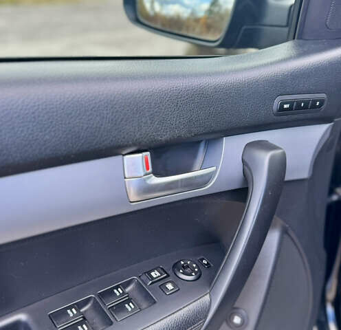 Киа Соренто 2012 в Новояворовск на Automoto.ua Черный Киа Соренто, объемом двигателя 2.2 л и пробегом 233 тыс. км за 16500 $, фото 30 на Automoto.ua